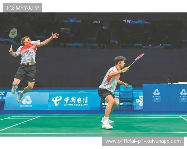 中国羽毛球混双组合携手出战亚锦赛，展现极致默契
