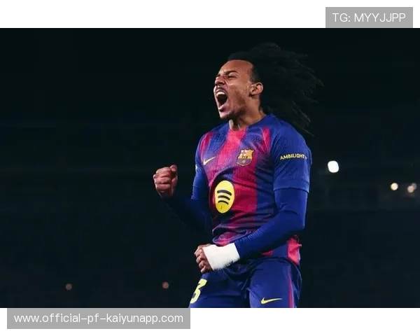 巴萨中场抢断后快速推进形成绝佳机会——从抢断到终结的节拍艺术