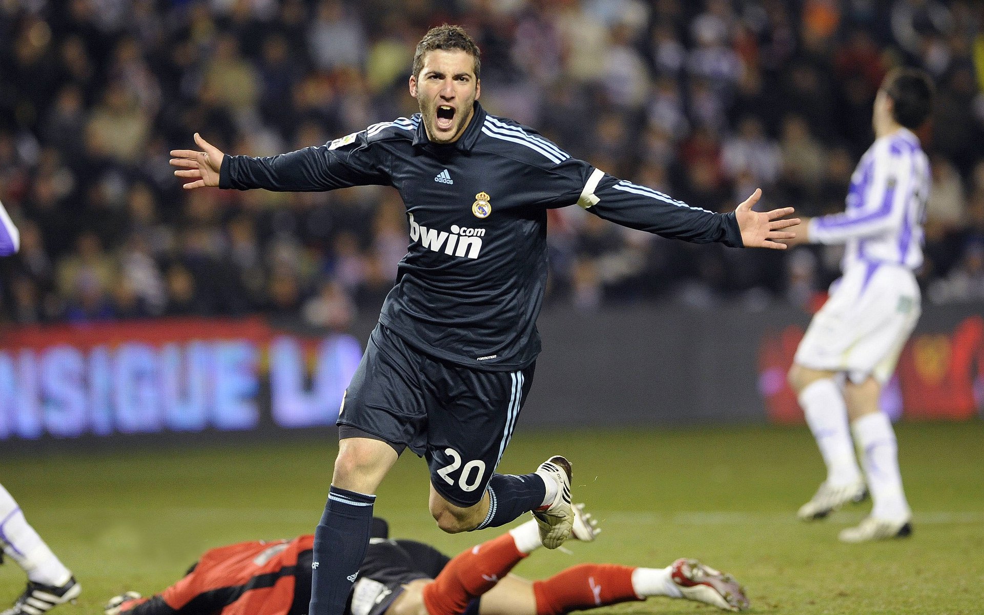 开云电竞账号入口-俱乐部社群平台推出球迷创作内容激励计划，各俱乐部球迷的昵称